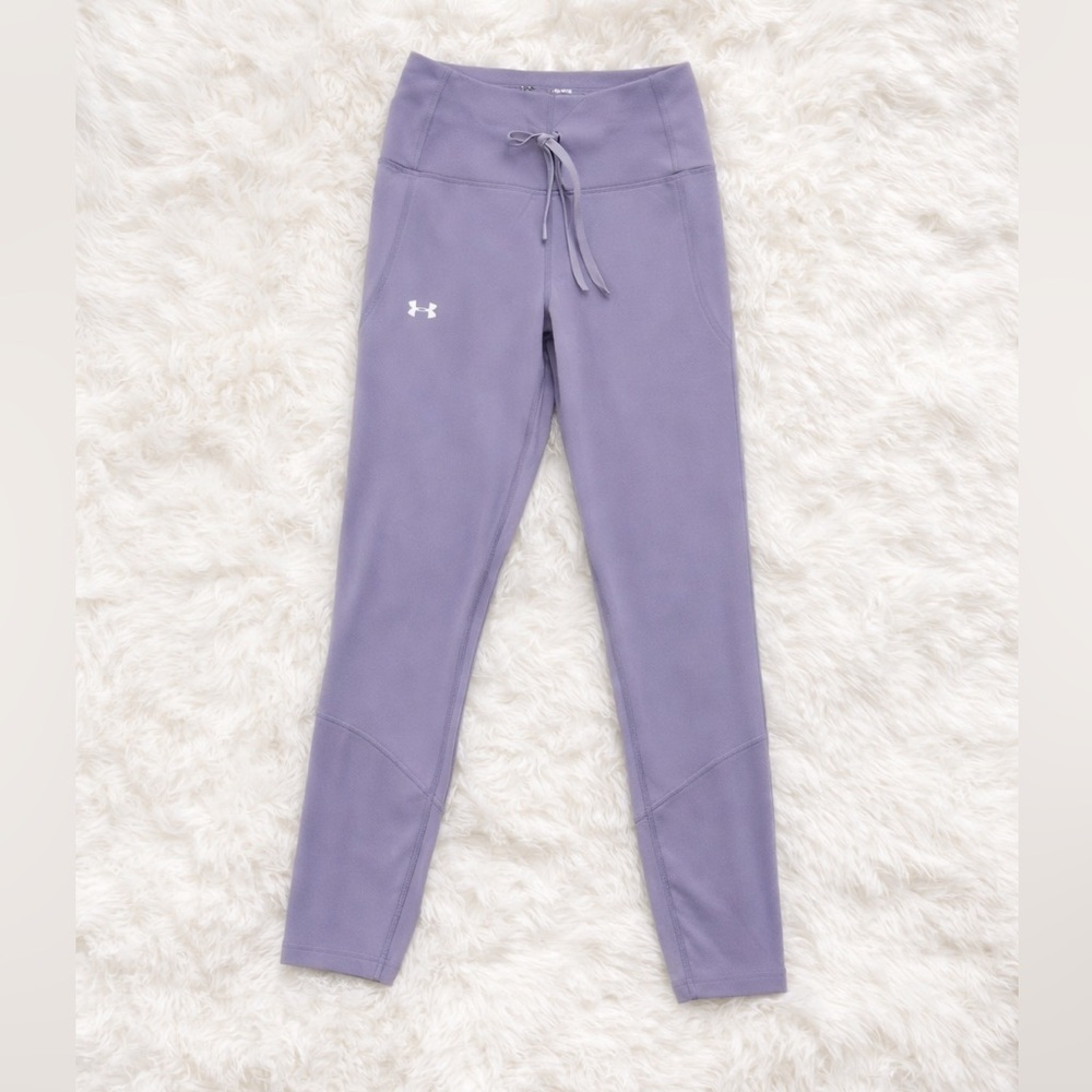 Under Armour Purple 3/4 Length jogger style Leggings w/ Pockets | Like New